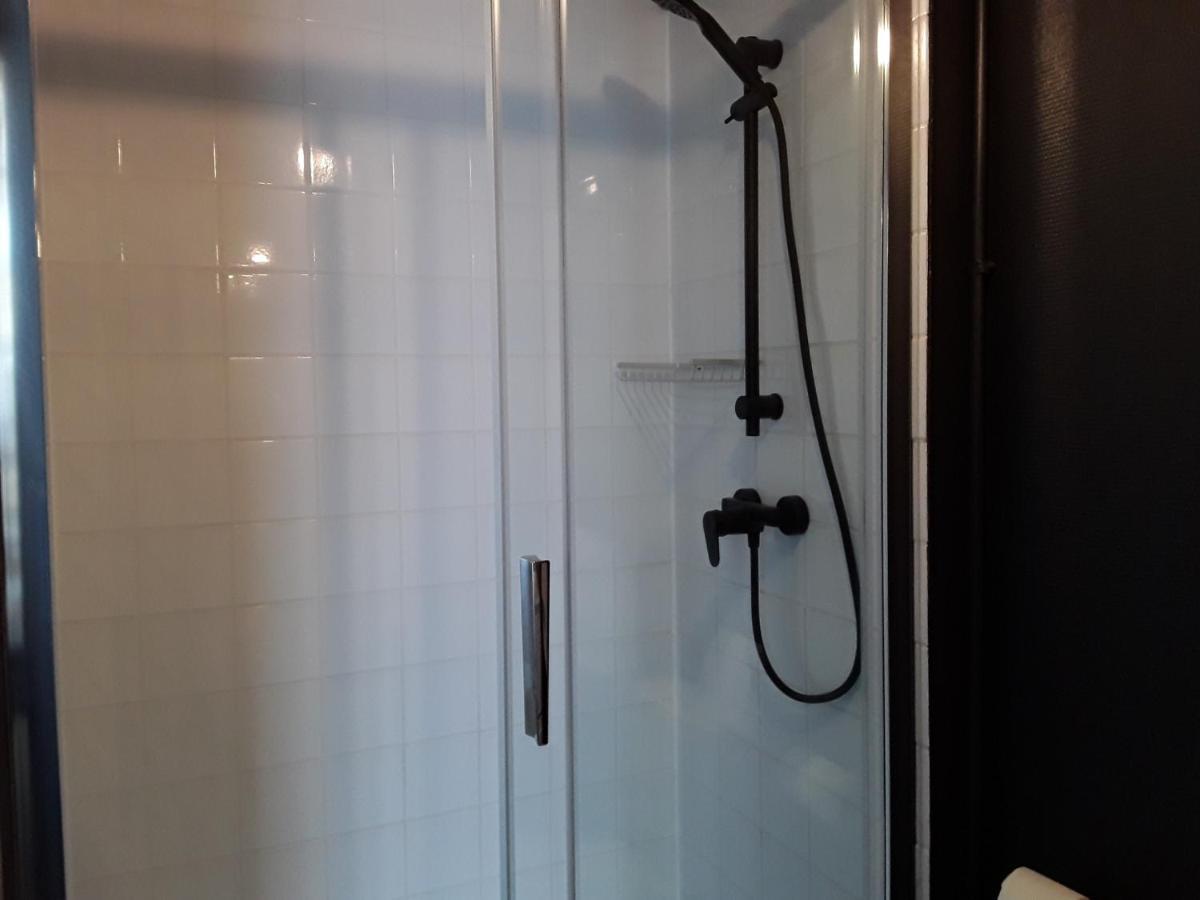 Hotel La Pomme D'or 3*